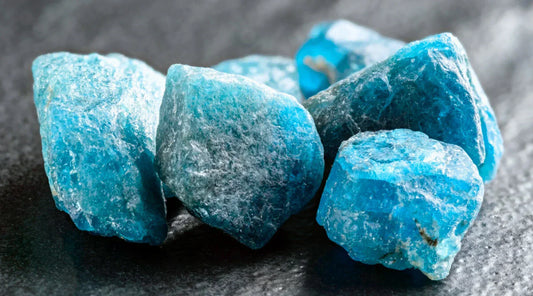 Pierre d'Apatite : vertus, propriétés et secrets de cette pierre naturelle